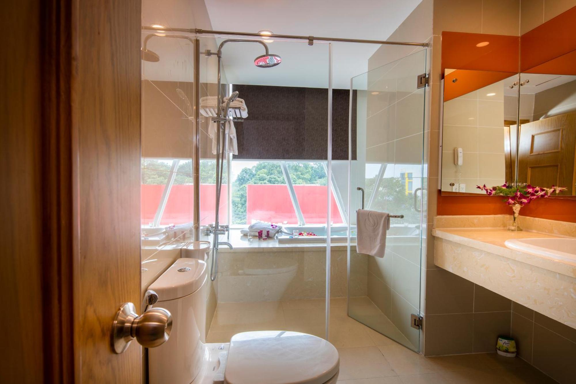 Ttc Hotel Deluxe Airport Ho Chi Minh City Exterior photo