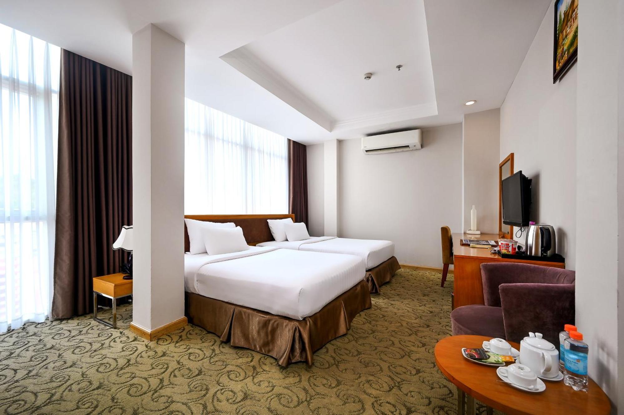 Ttc Hotel Deluxe Airport Ho Chi Minh City Exterior photo