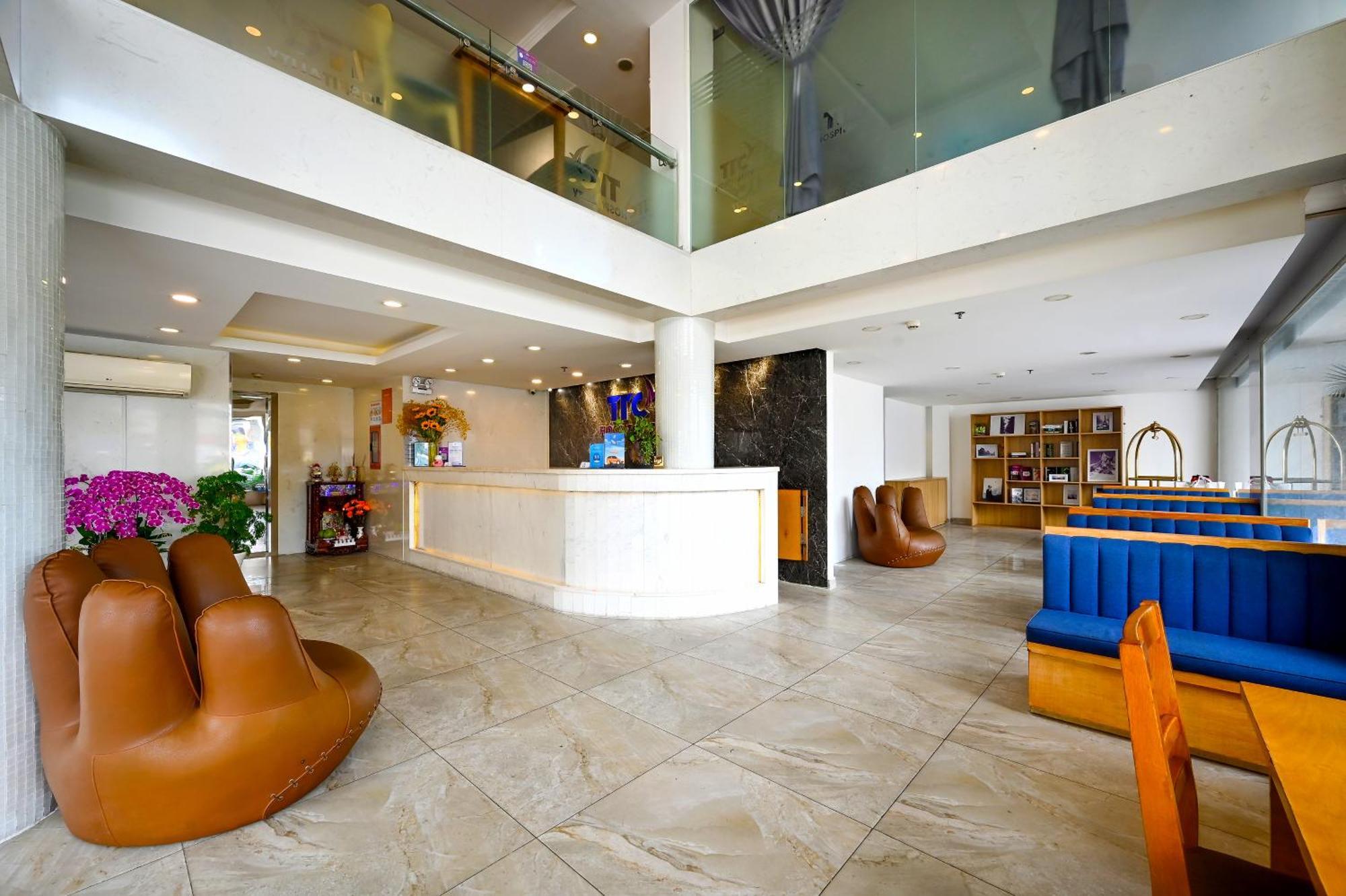 Ttc Hotel Deluxe Airport Ho Chi Minh City Exterior photo