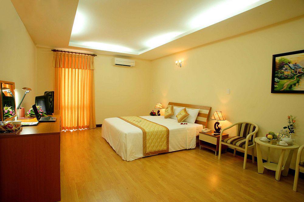 Ttc Hotel Deluxe Airport Ho Chi Minh City Exterior photo